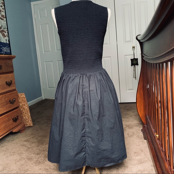 Levi’s black zip up dress - Picture 2 of 7